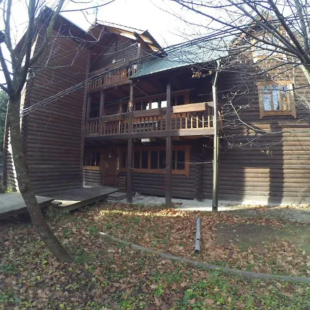 Kermanych Hotel 2*
